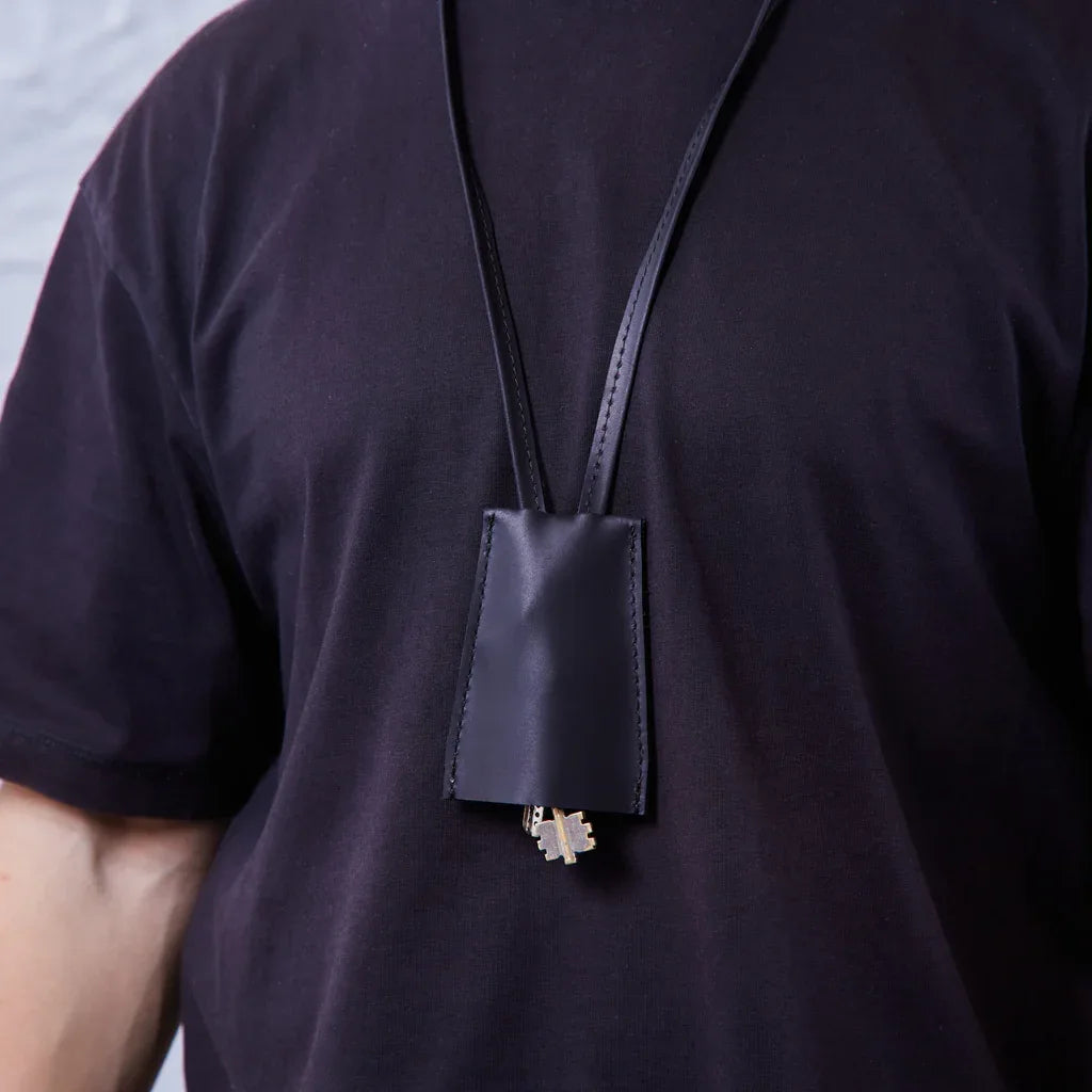 Home key holder made from genuine vintage leather - INCARNE® Global