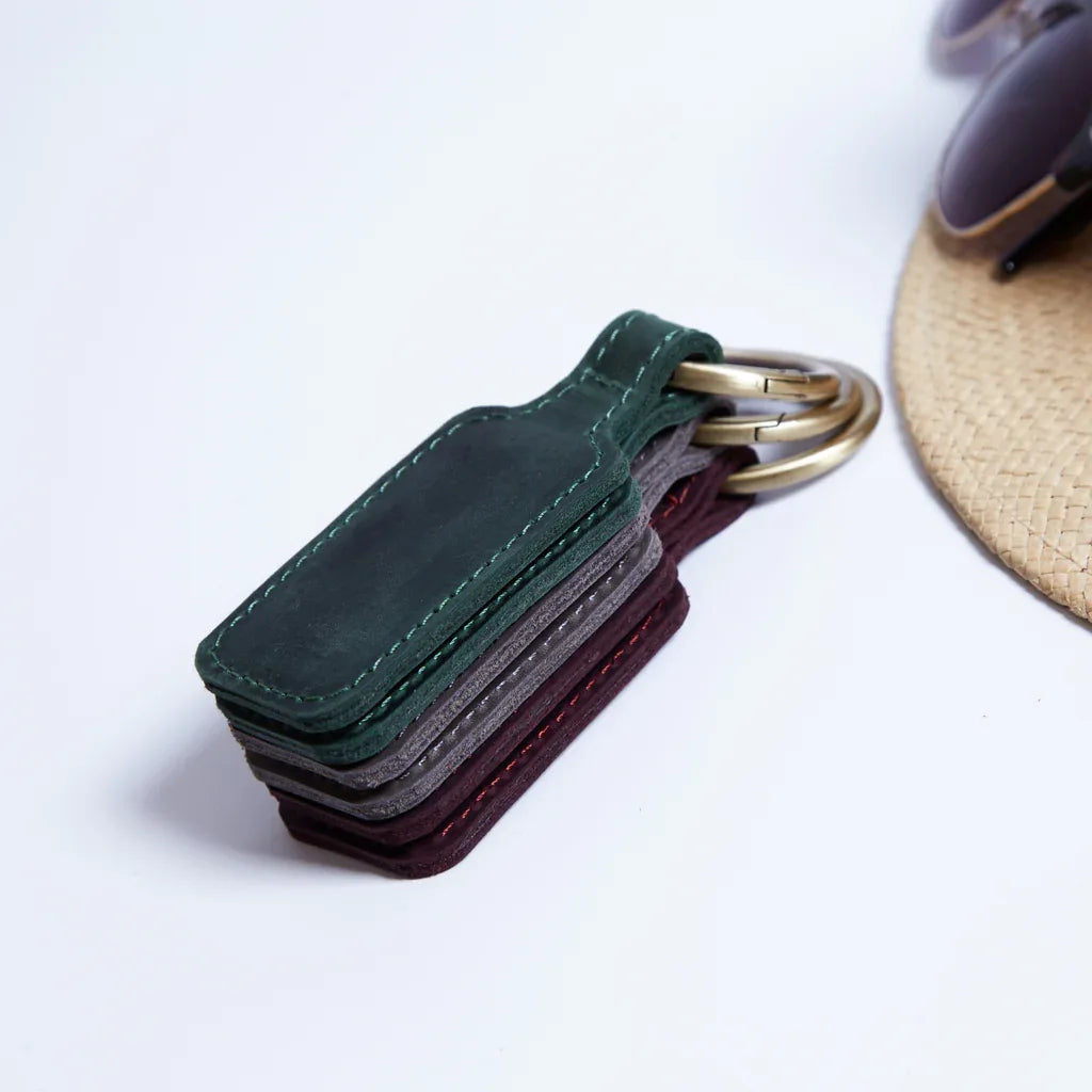 Hat Holder Made from Vintage Leather Wander Hat - INCARNE® Global