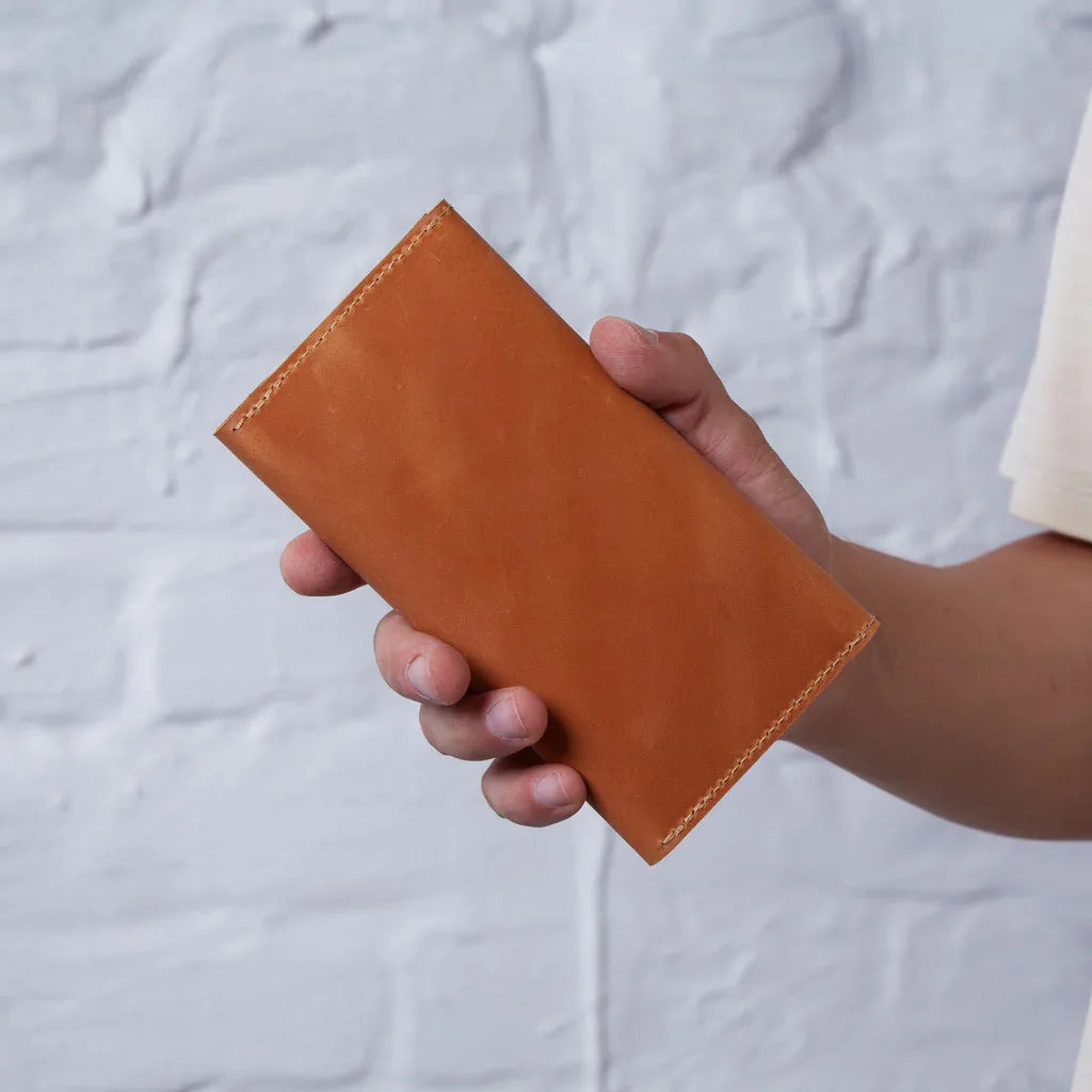 Tobacco organizer Roll Master made from vintage leather - INCARNE® Global