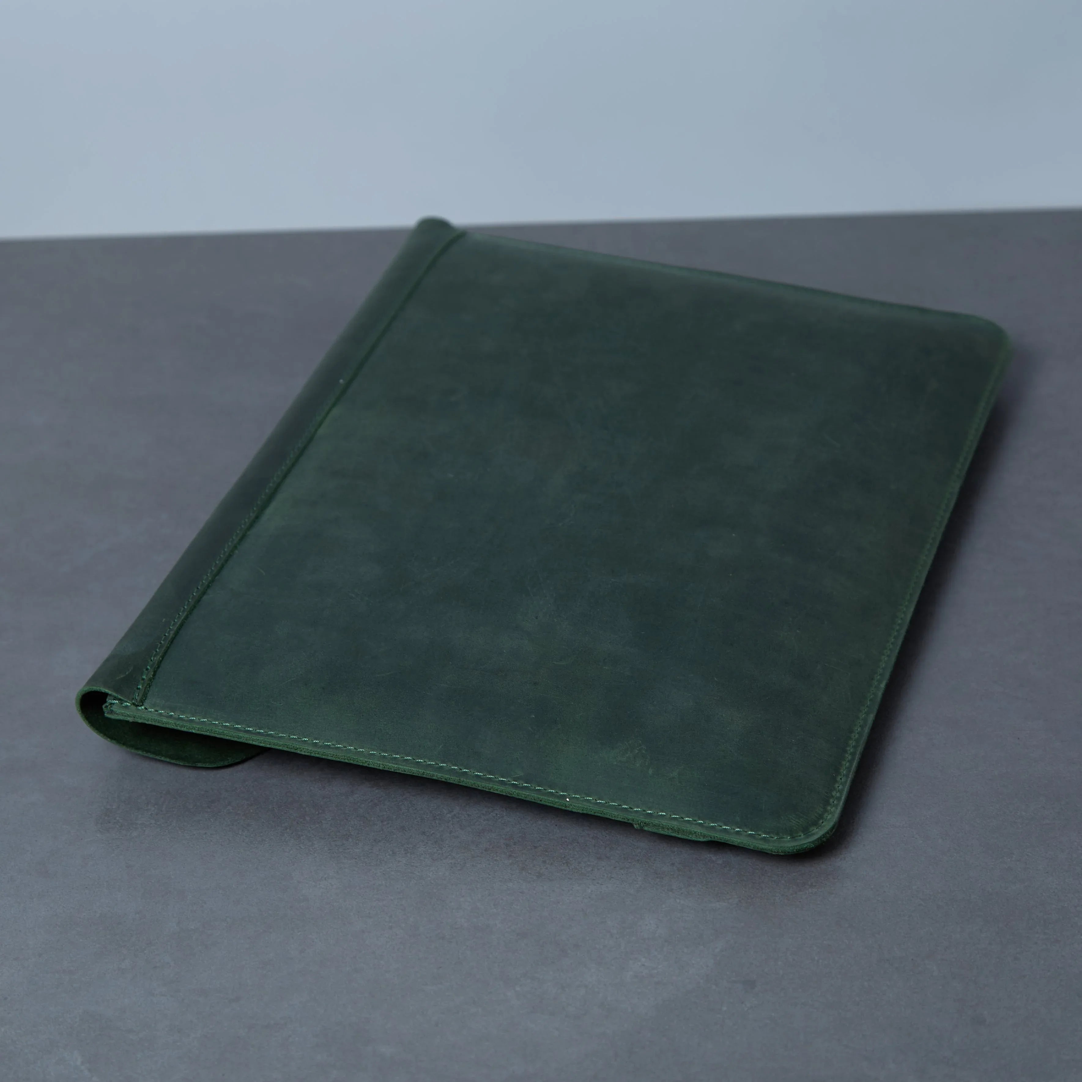 Message Laptop Sleeve, Green (vintage) - INCARNE® Global