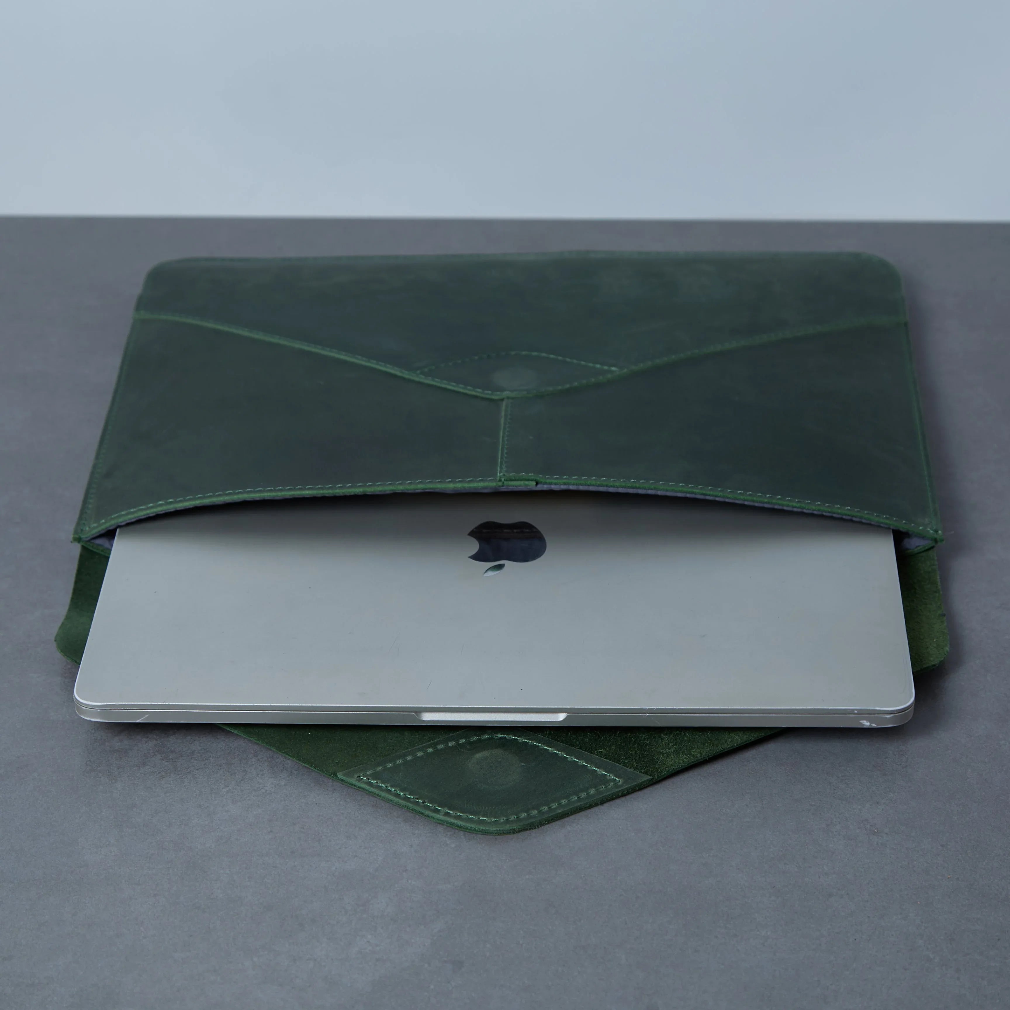 Message Laptop Sleeve, Green (vintage) - INCARNE® Global