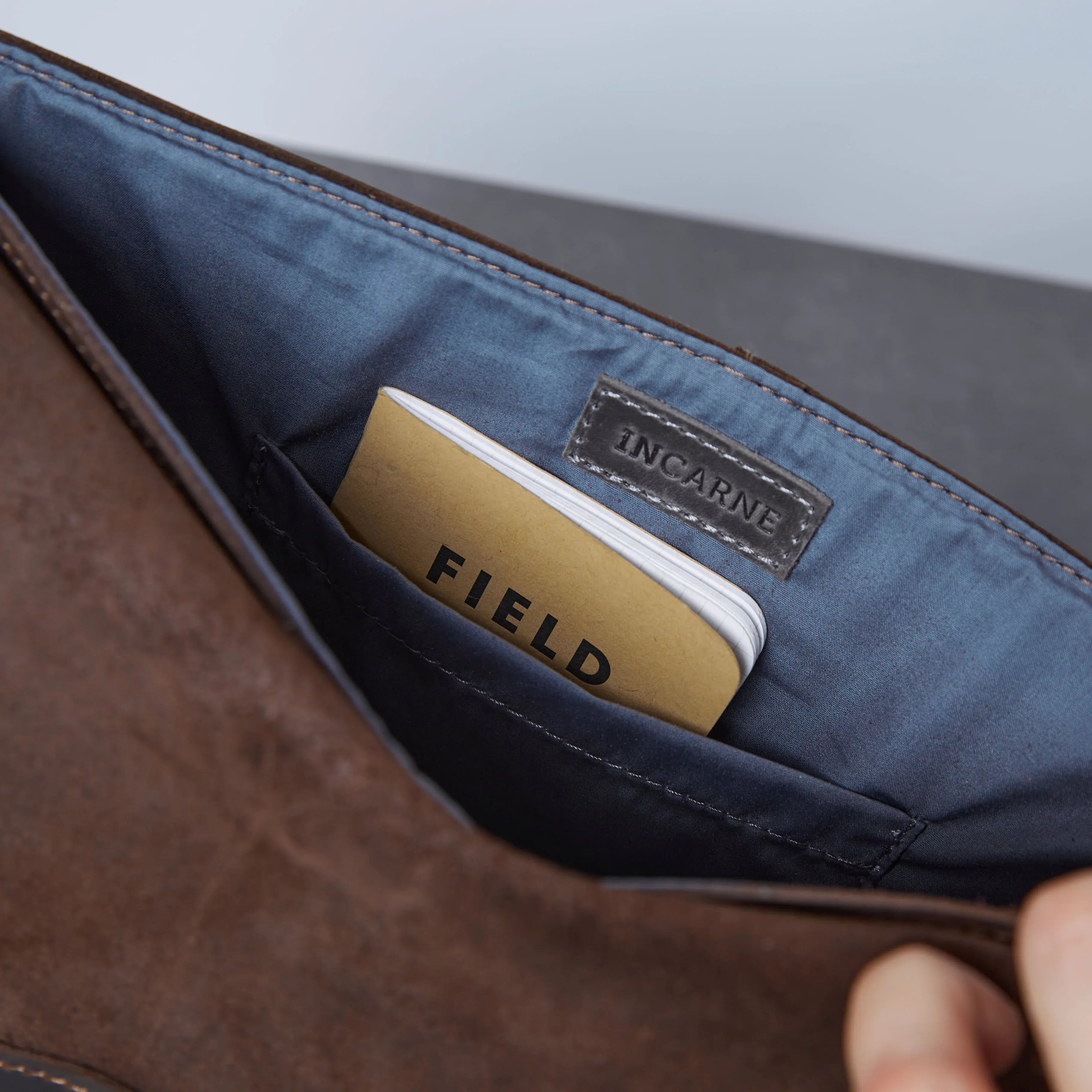 Message Laptop Sleeve, Brown (vintage) - INCARNE® Global