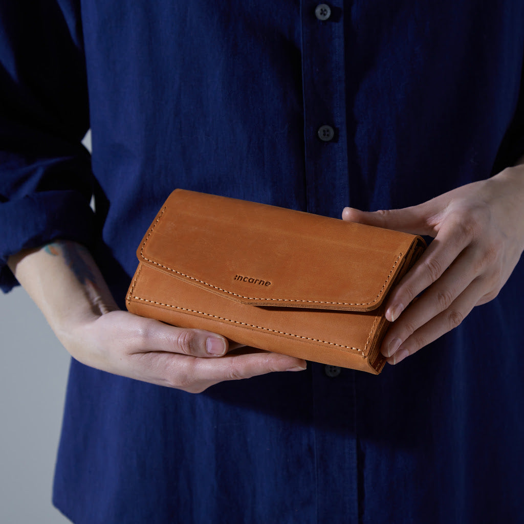 Simple Capacious Leather Wallet