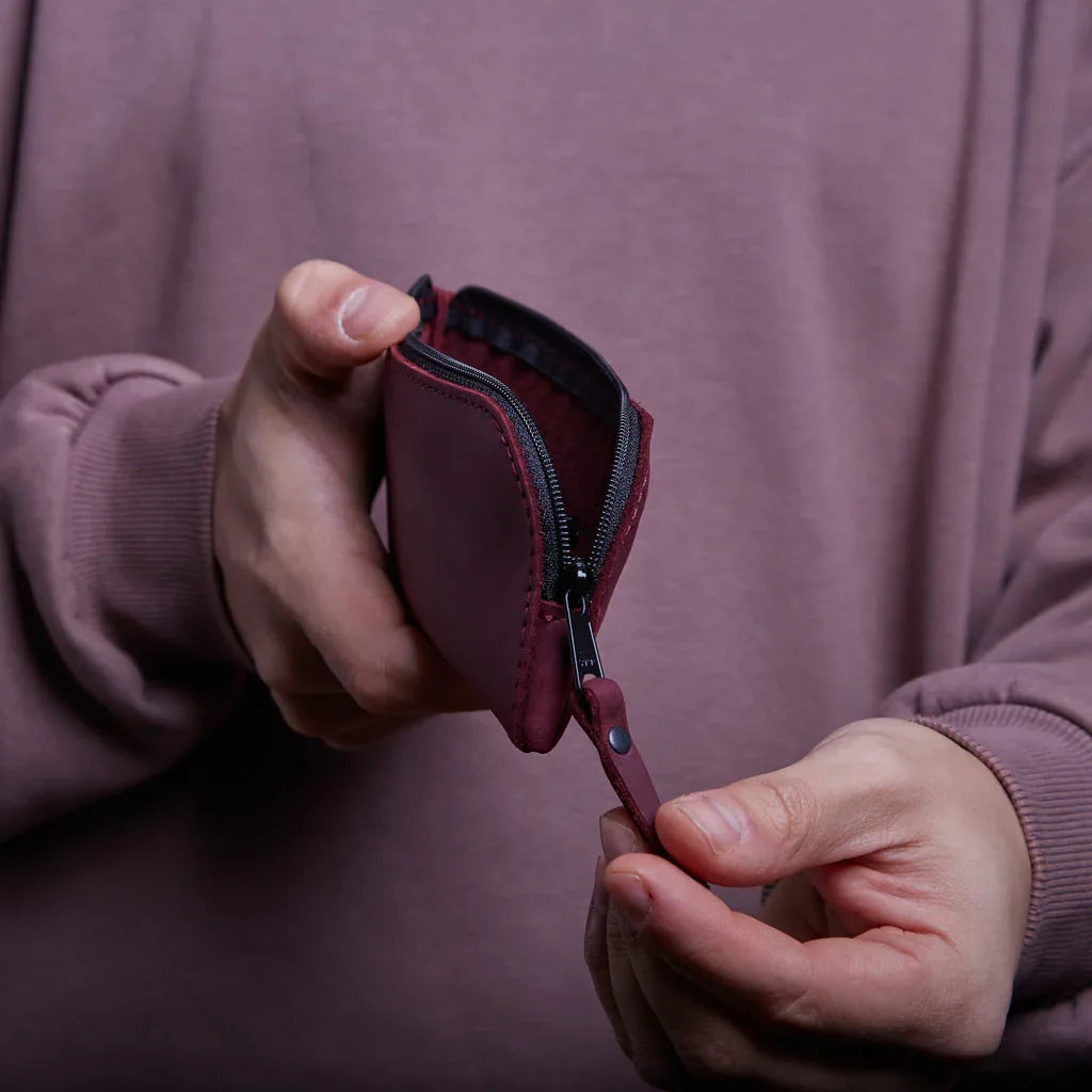 Leaf Leather Eyeglass Case - INCARNE® Global