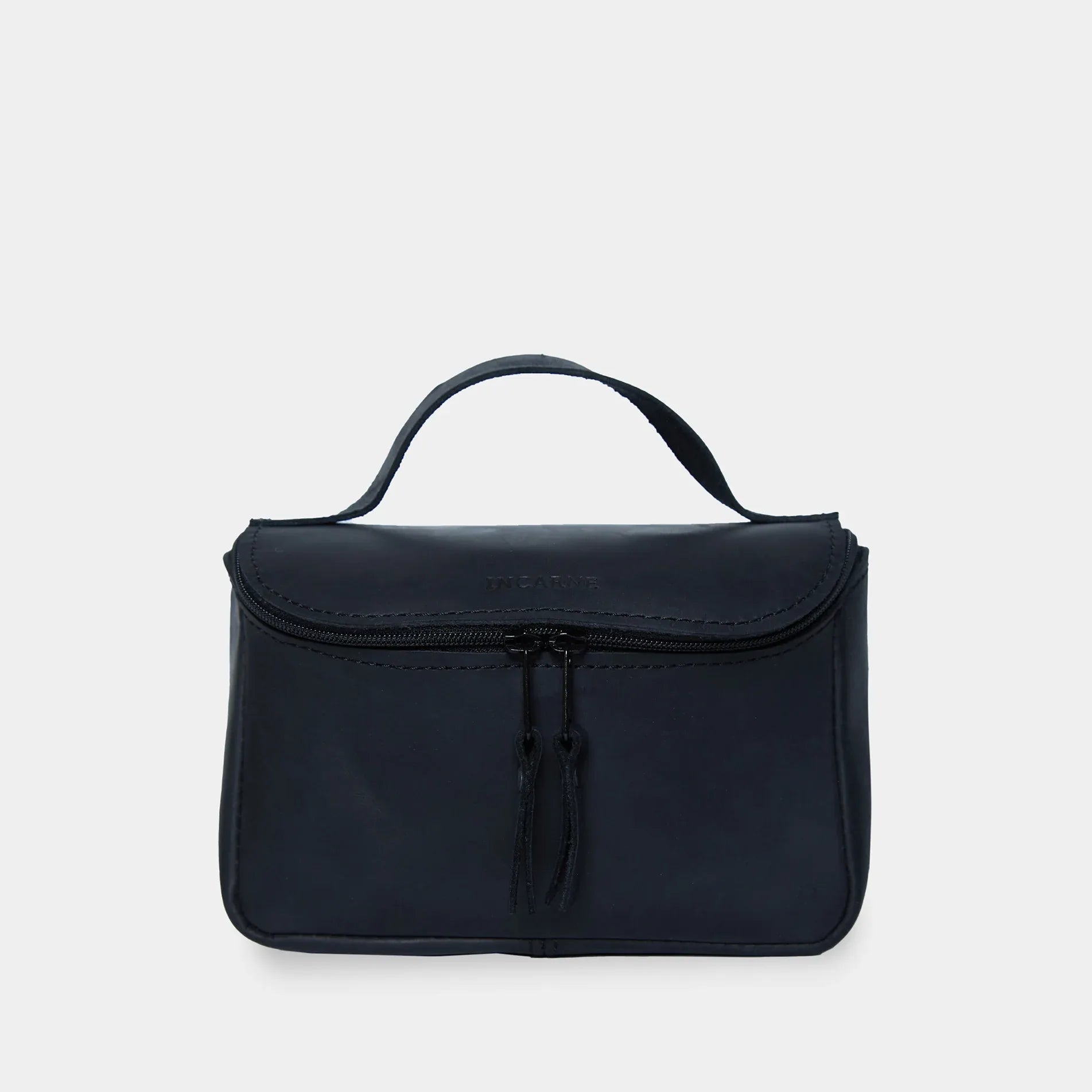 Makeup bag Timeless made from vintage leather - INCARNE® Global