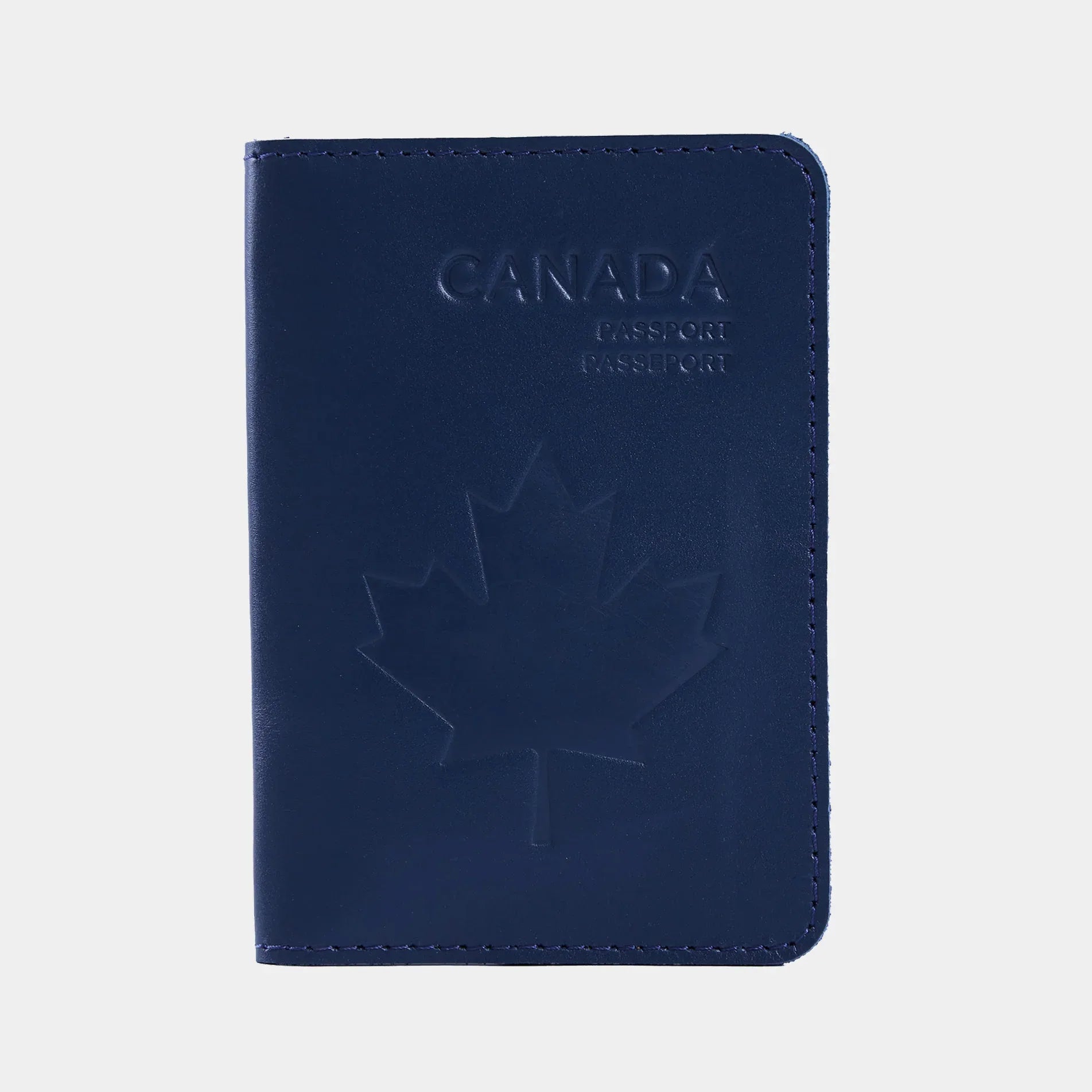 Passport Cover with the national symbol of Canada Made from Classic Leather - INCARNE® Global