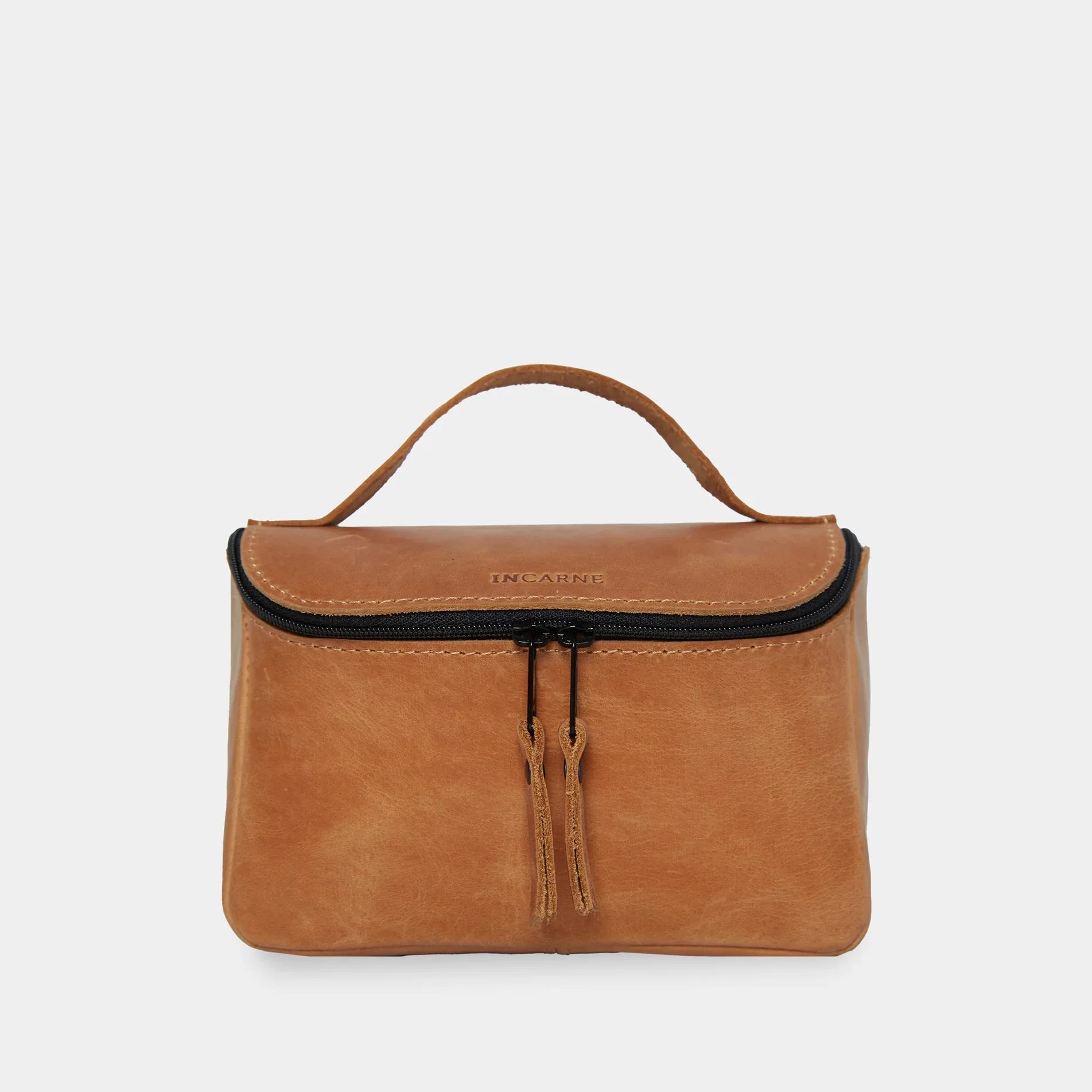 Makeup bag Timeless made from vintage leather - INCARNE® Global