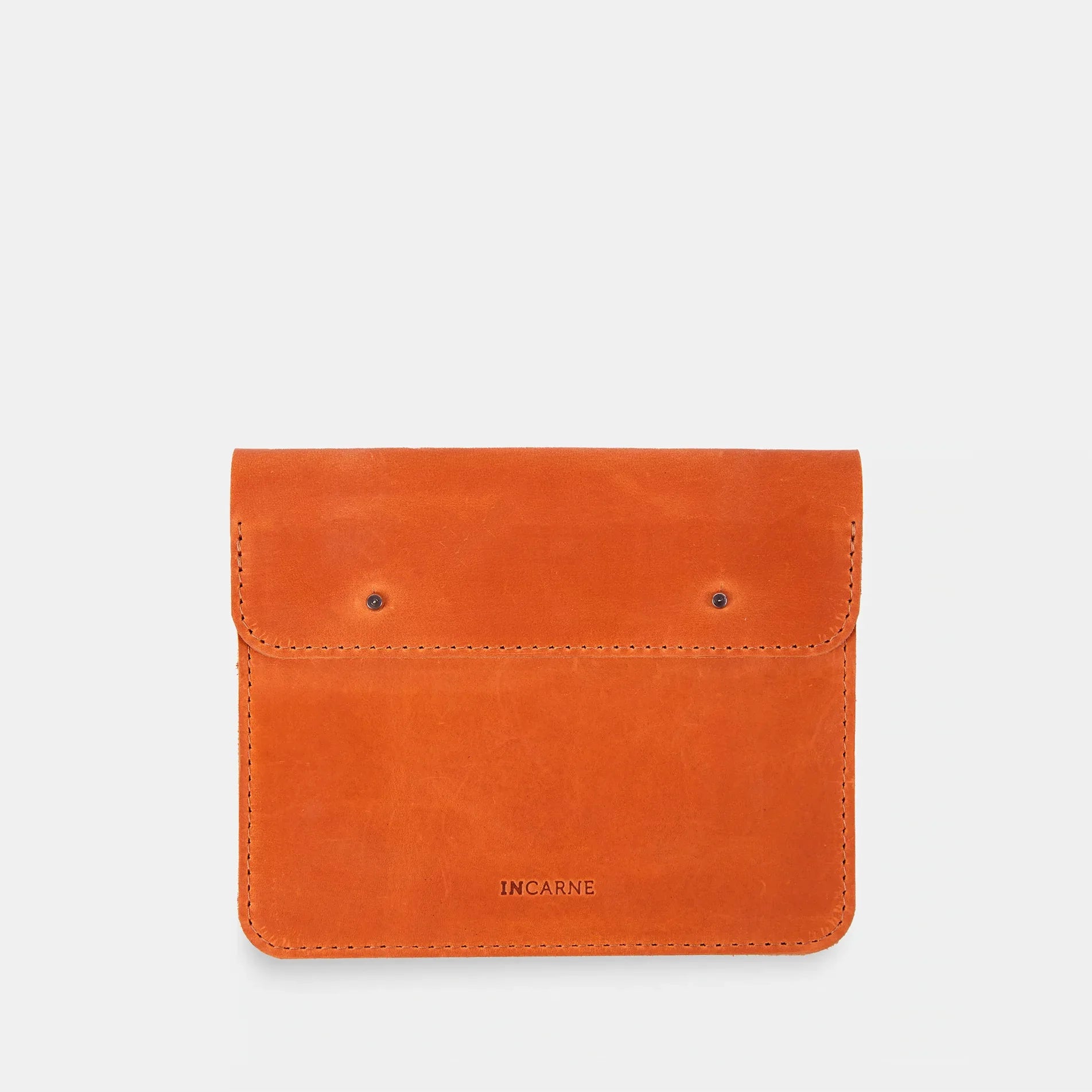 Keep Charger, Cable, and Mouse Organizer in vintage leather - INCARNE® Global