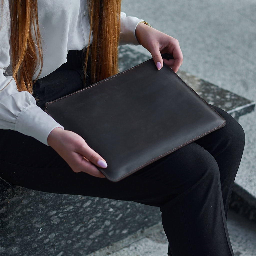 Mocco pouzdro na notebook