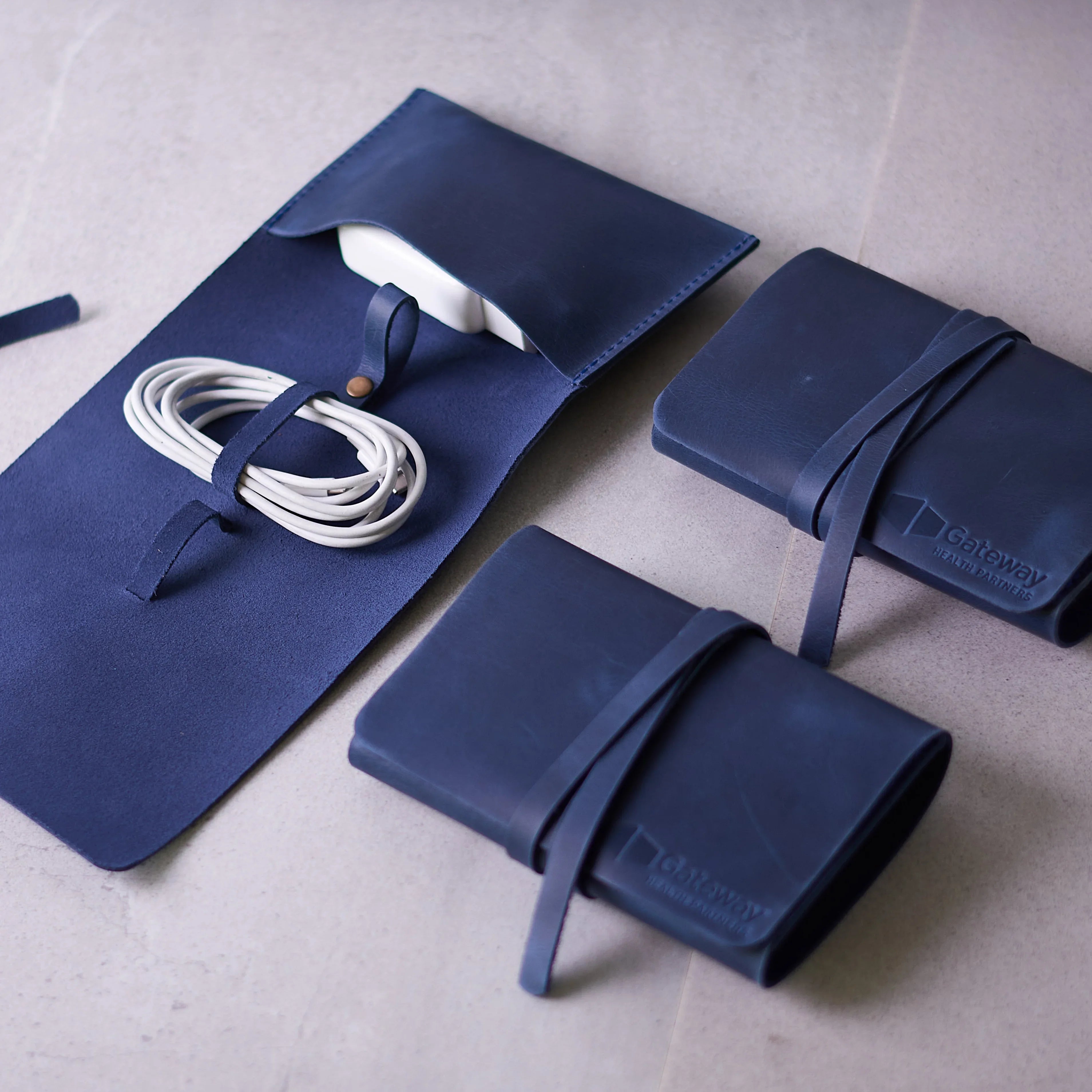 Corporate gifts: Weekend cable organizer - INCARNE® Ukraine