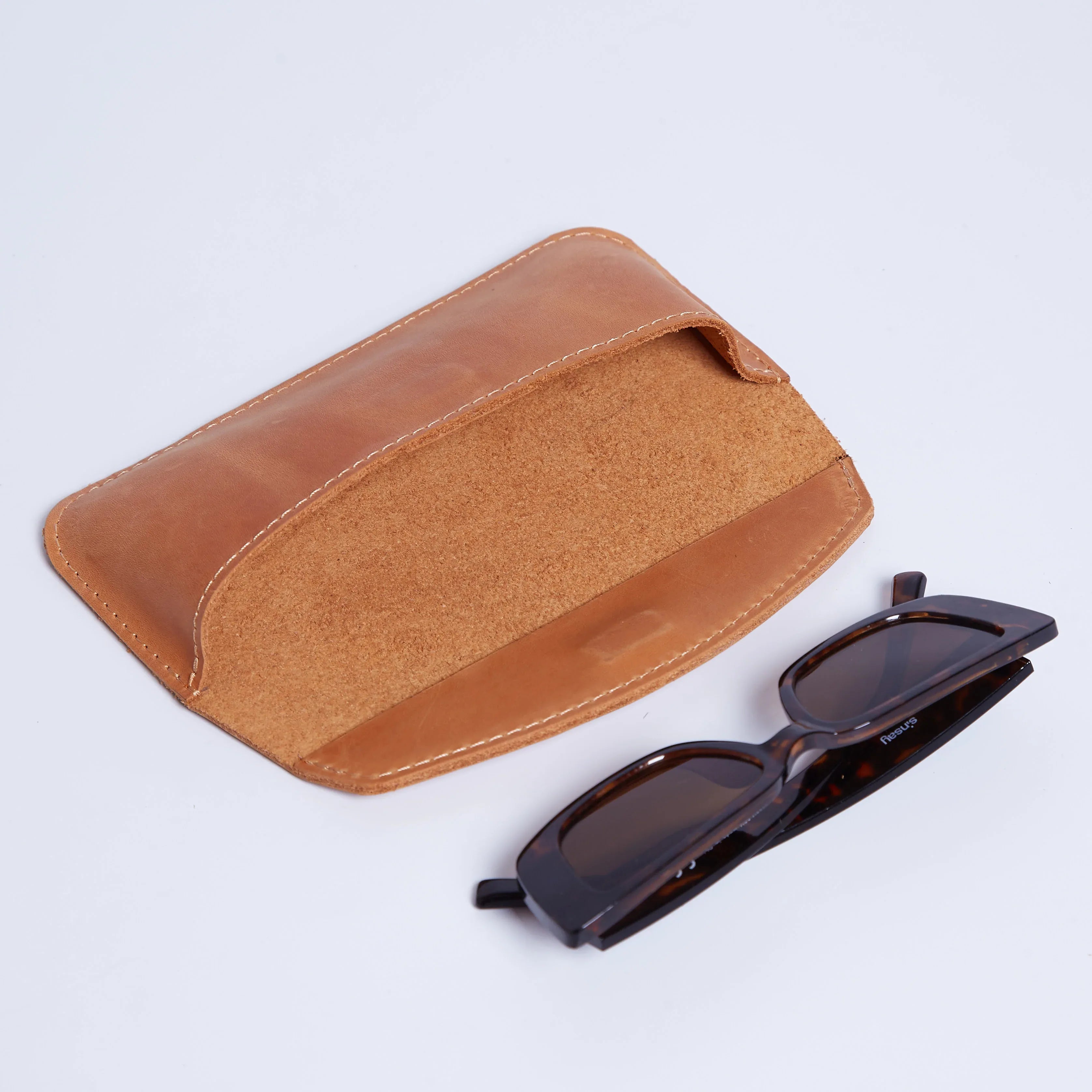 Ellet glasses case - INCARNE® Ukraine