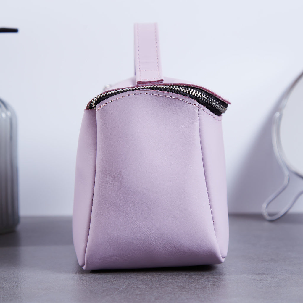 Kosmetiktasche Timeless aus klassischem Leder