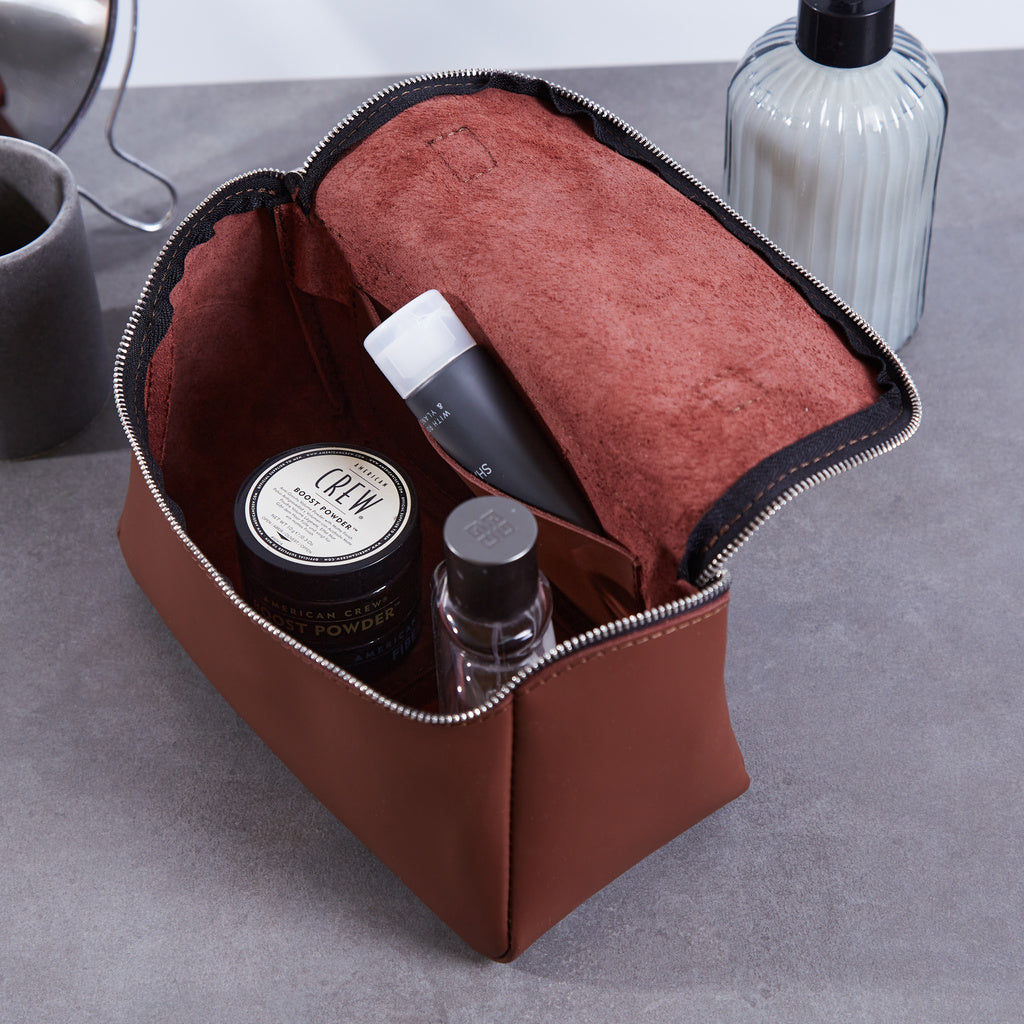 Kosmetiktasche Timeless aus klassischem Leder