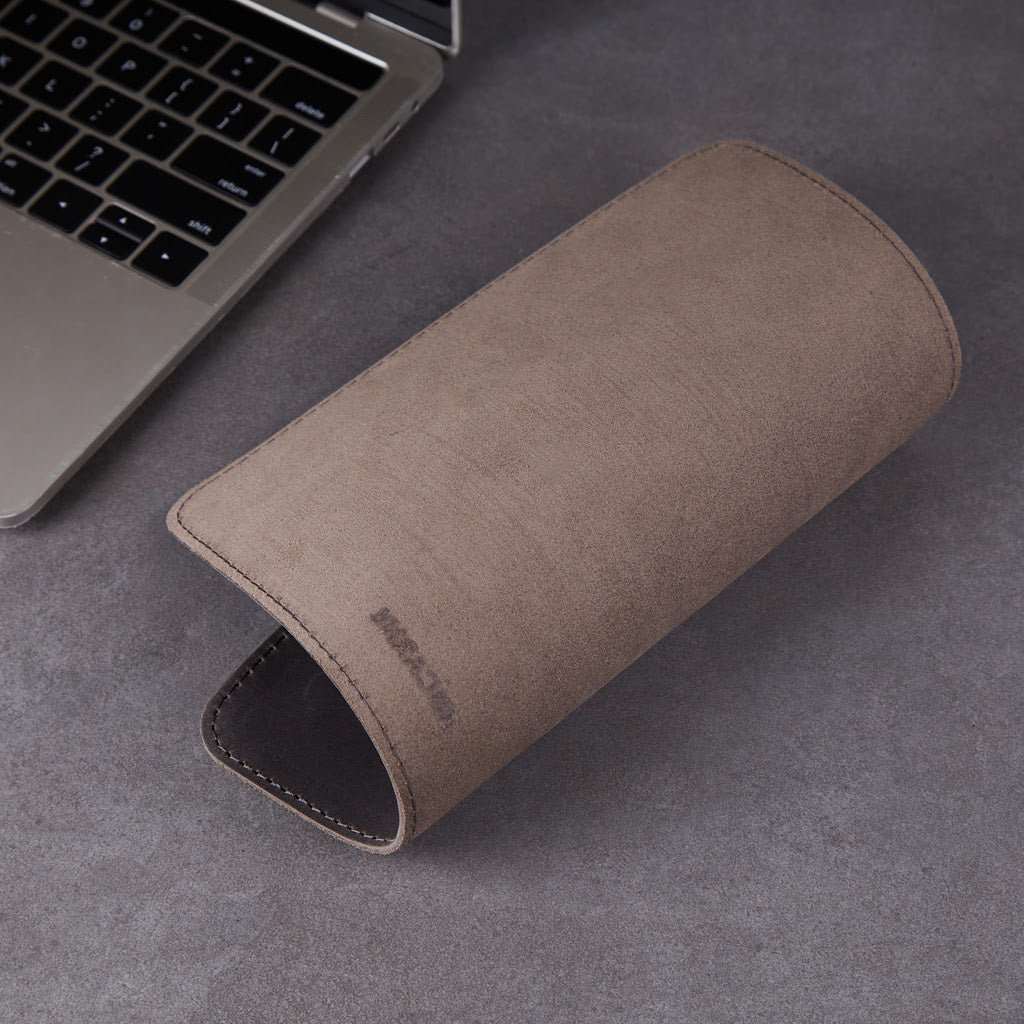 Mouspade en cuir mot