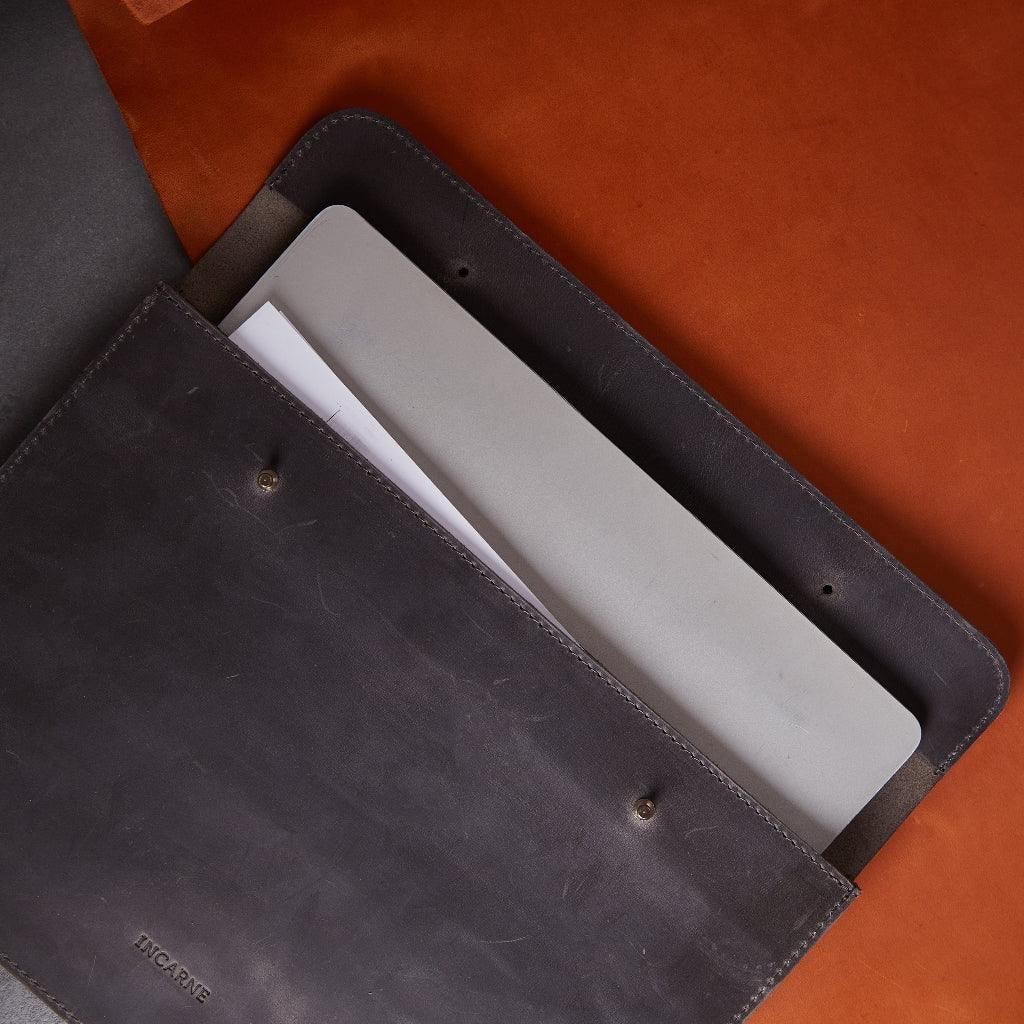 Neat Case - INCARNE® Ukraine