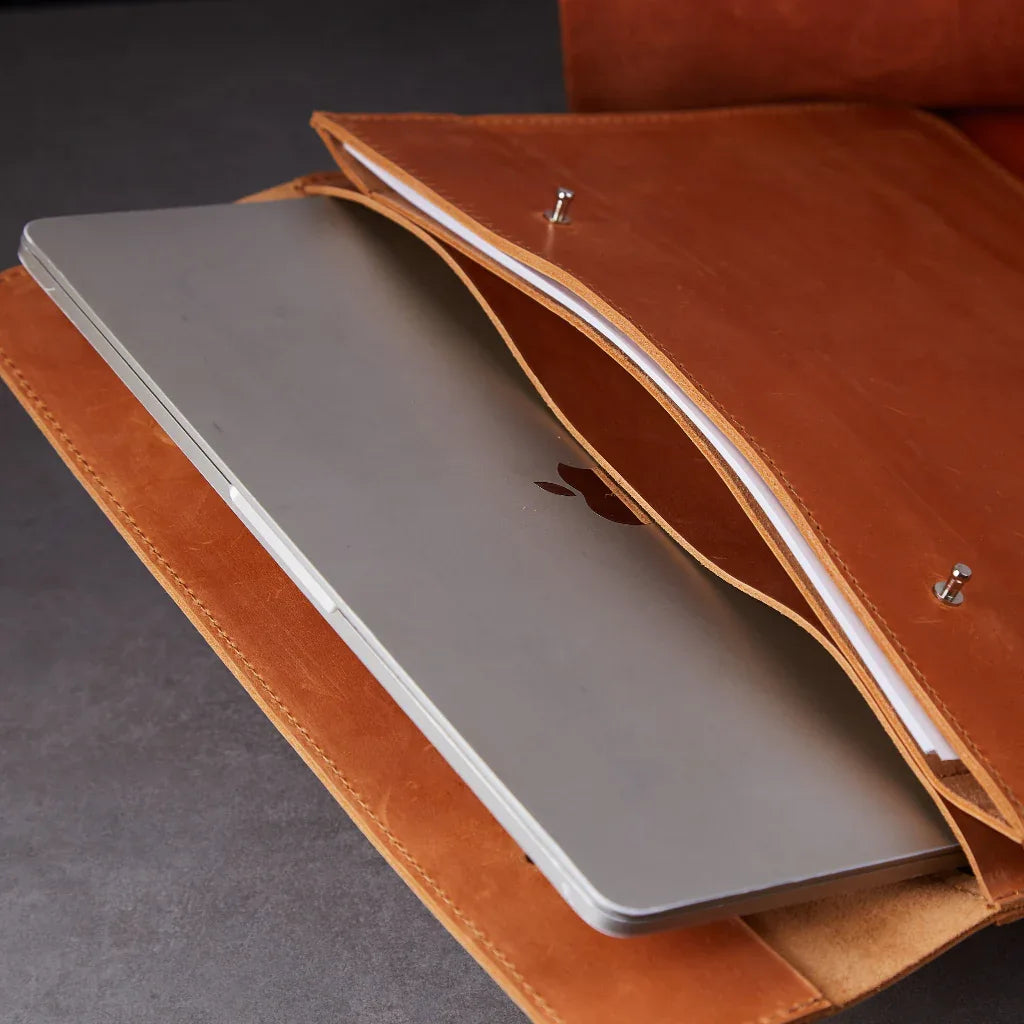 Neat Case - INCARNE® Ukraine