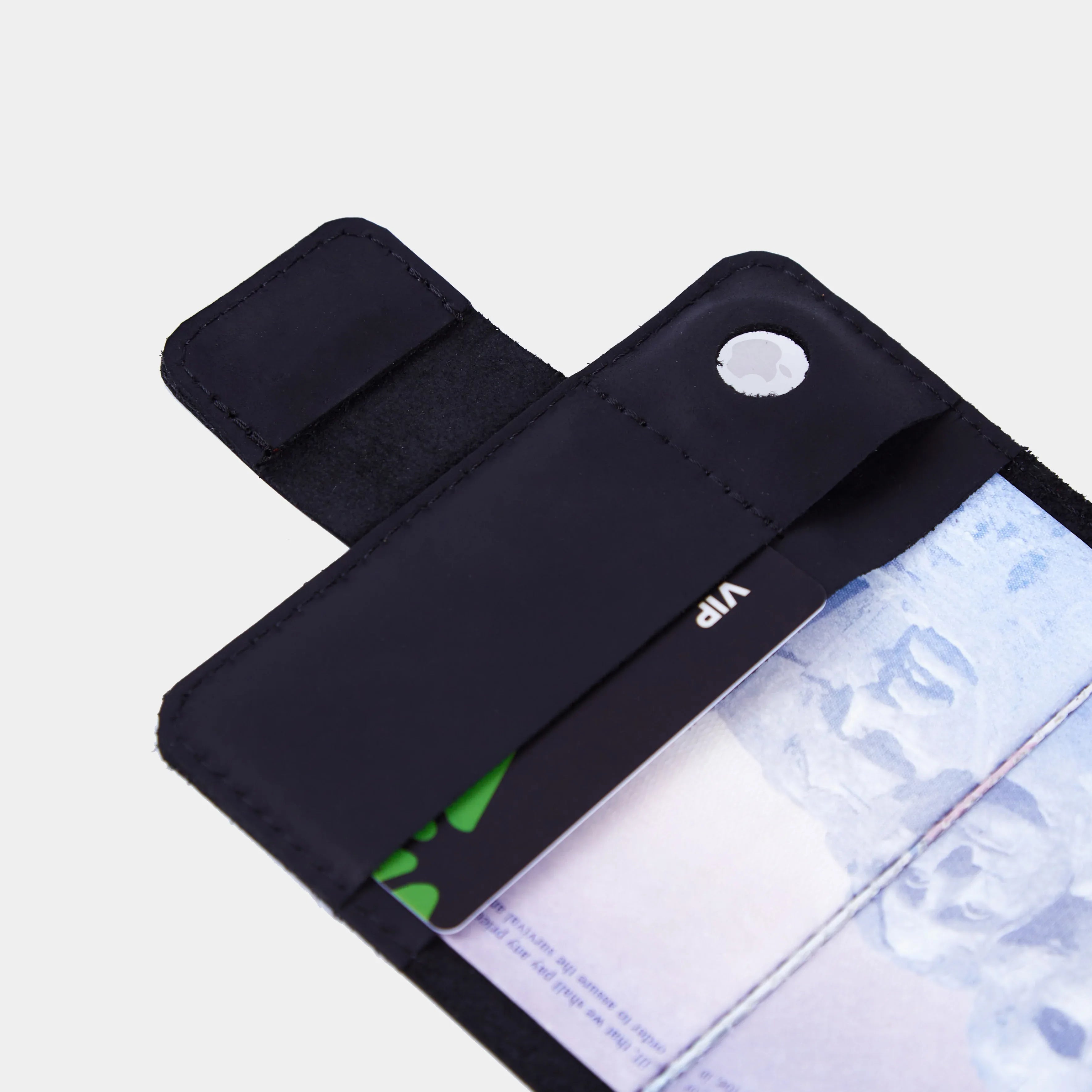 Smart Journey Passport Cover - INCARNE® Ukraine