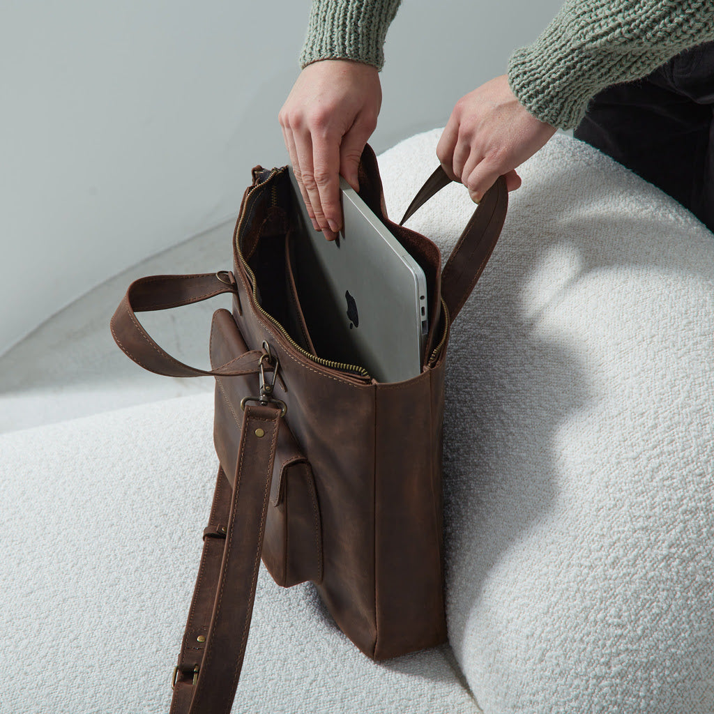 Bolso convertible de cuero para computadora portátil Voyager