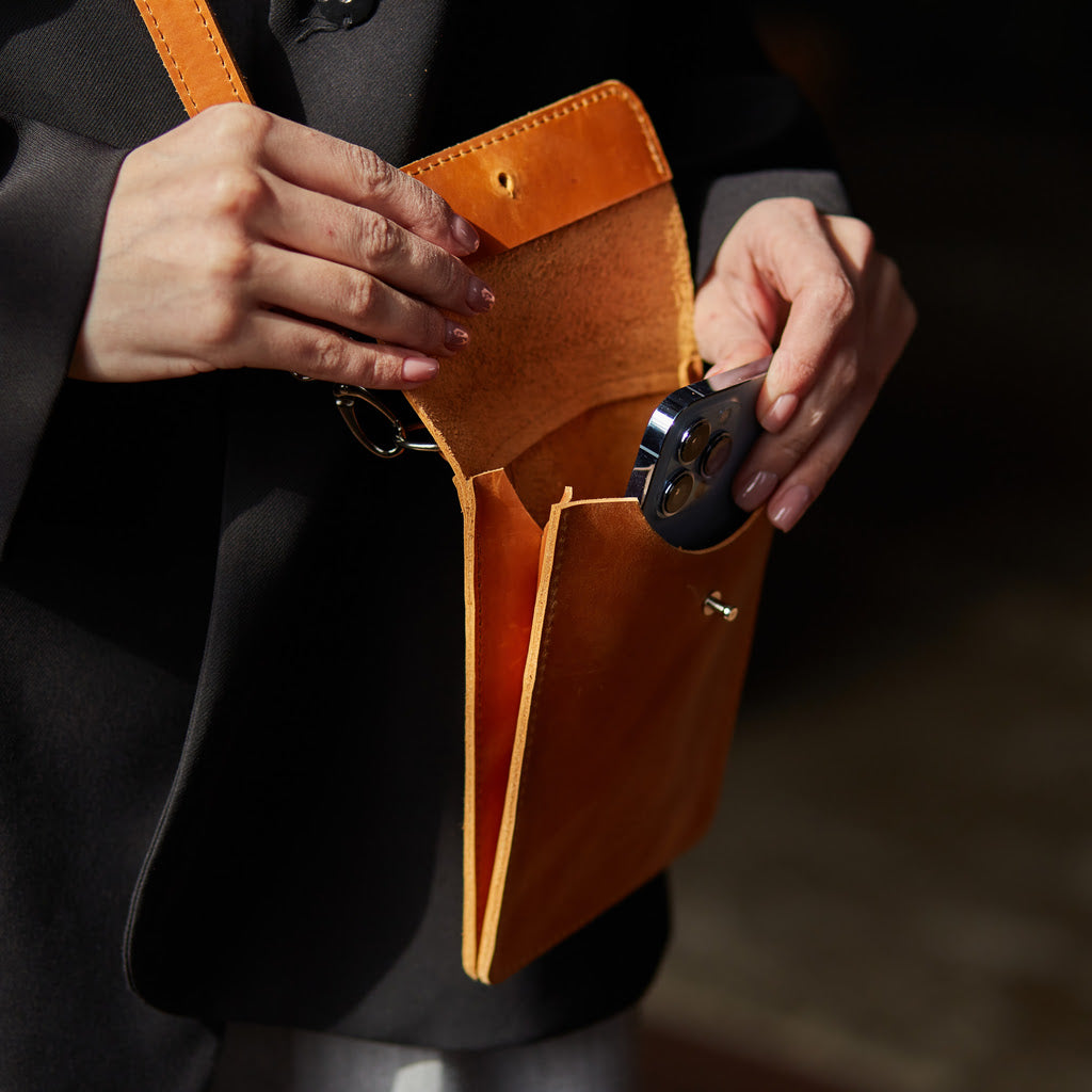 BOLSO PARA TELÉFONO SMART CASE DE PIEL