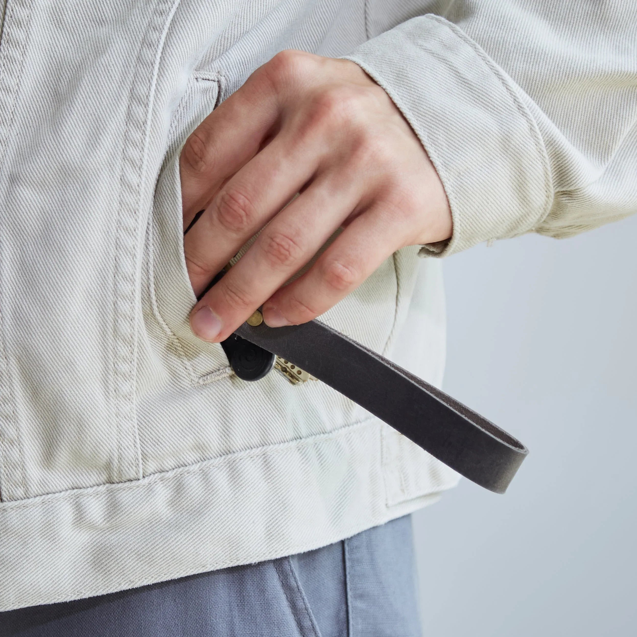 Leather keychain - INCARNE® Ukraine