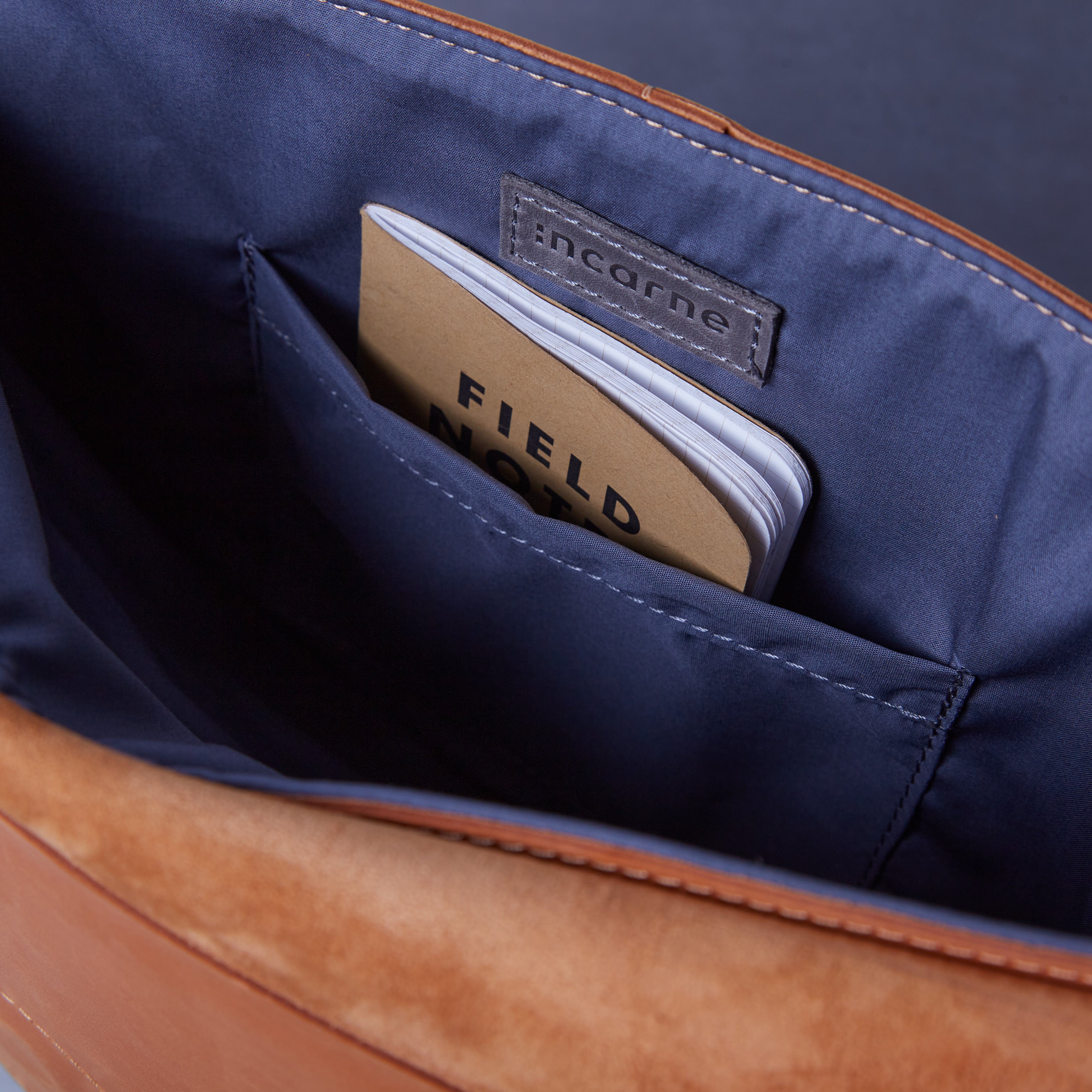 Message Laptop Sleeve, Cognac (vintage)